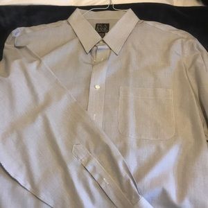 Men’s Jos A Bank Tailored Fit dress shirt